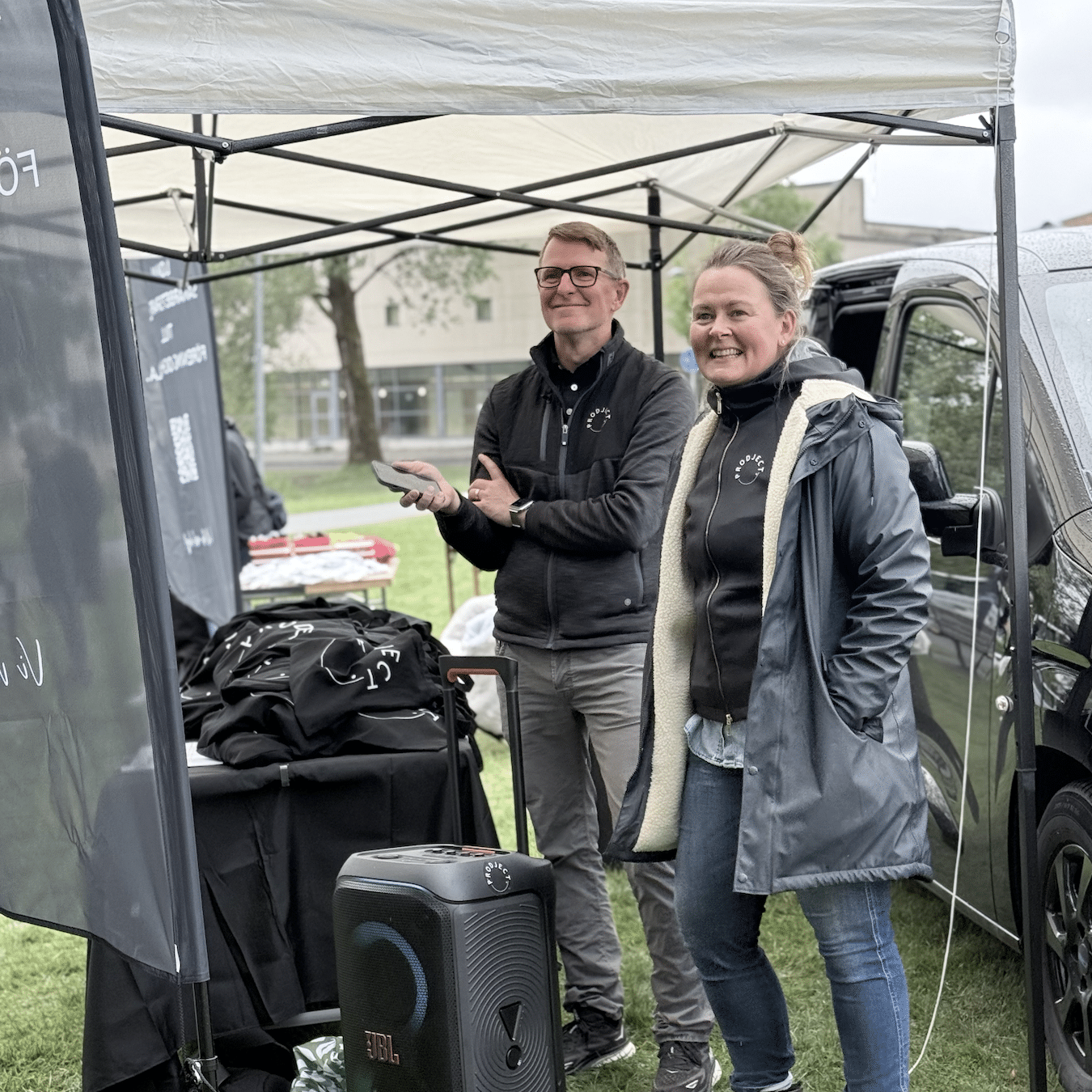 Vi finns här för er